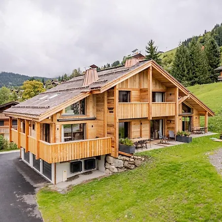 Chalet Adret 5 à 200m Des Pistes De *